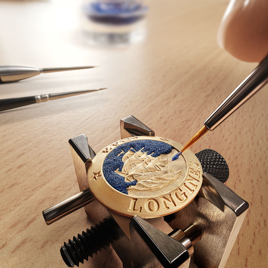 Longines Longines Flagship Heritage L4.815.4.02.2 механические мужские часы часы крупный план бежевый циферблата
